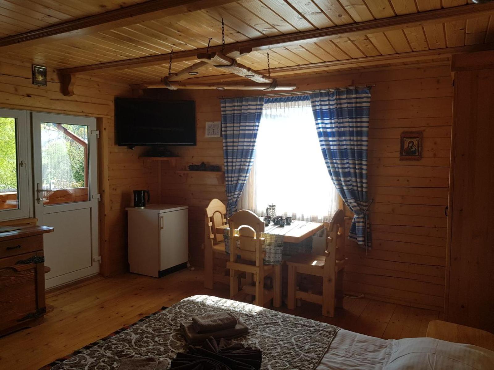 Dayarta Hotel Skhidnytsia Exterior photo
