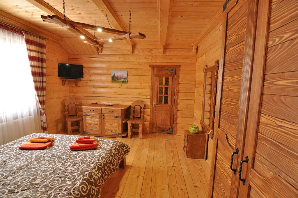 Dayarta Hotel Skhidnytsia Exterior photo